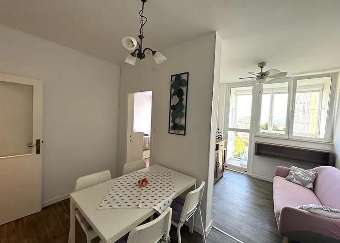 Lilly Apartman *